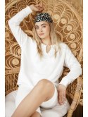 B225 Bluza z wycięciem w dekolcie