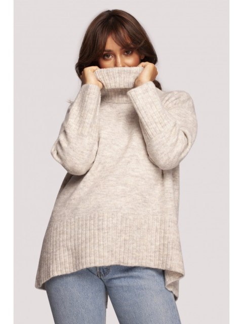 BK086 Sweter z golfem i rozcięciem z tyłu BK086 Sweter z golfem i rozcięciem z tyłu