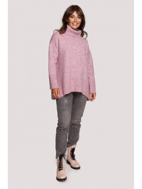 BK086 Sweter z golfem i rozcięciem z tyłu BK086 Sweter z golfem i rozcięciem z tyłu