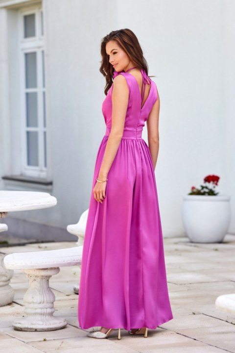 Paloma - satynowa sukienka maxi z ozdobną różą BIS Paloma - satynowa sukienka maxi z ozdobną różą BIS