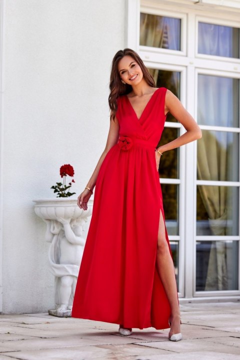 Paloma - satynowa sukienka maxi z ozdobną różą CZE Paloma - satynowa sukienka maxi z ozdobną różą CZE