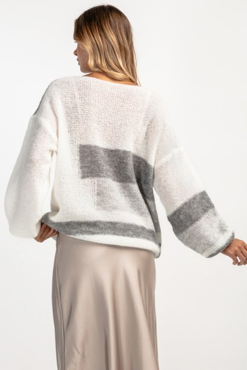 Kolorowy casualowy sweter z wełny F1895 Fobya Kolorowy casualowy sweter z wełny F1895 Fobya