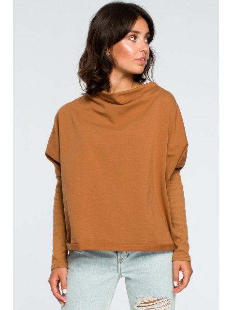 B094 Bluza z dekoltem z tyłu B094 Bluza z dekoltem z tyłu